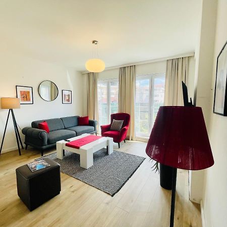 4 Llullat - City Center Apartment Пристина Екстериор снимка