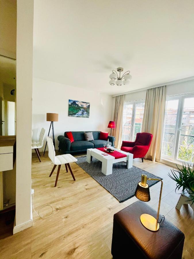 4 Llullat - City Center Apartment Пристина Екстериор снимка
