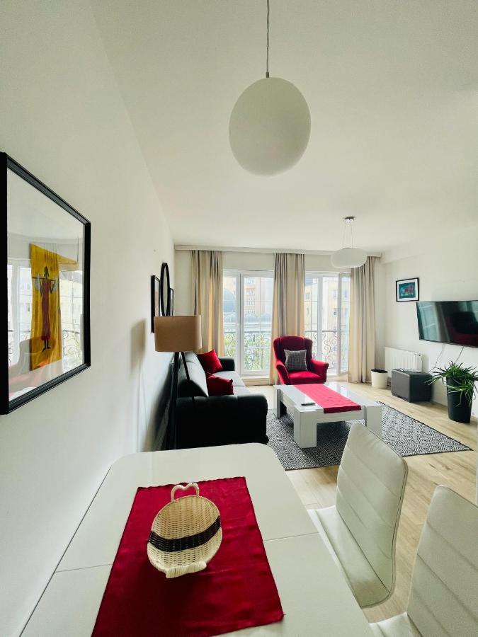 4 Llullat - City Center Apartment Пристина Екстериор снимка