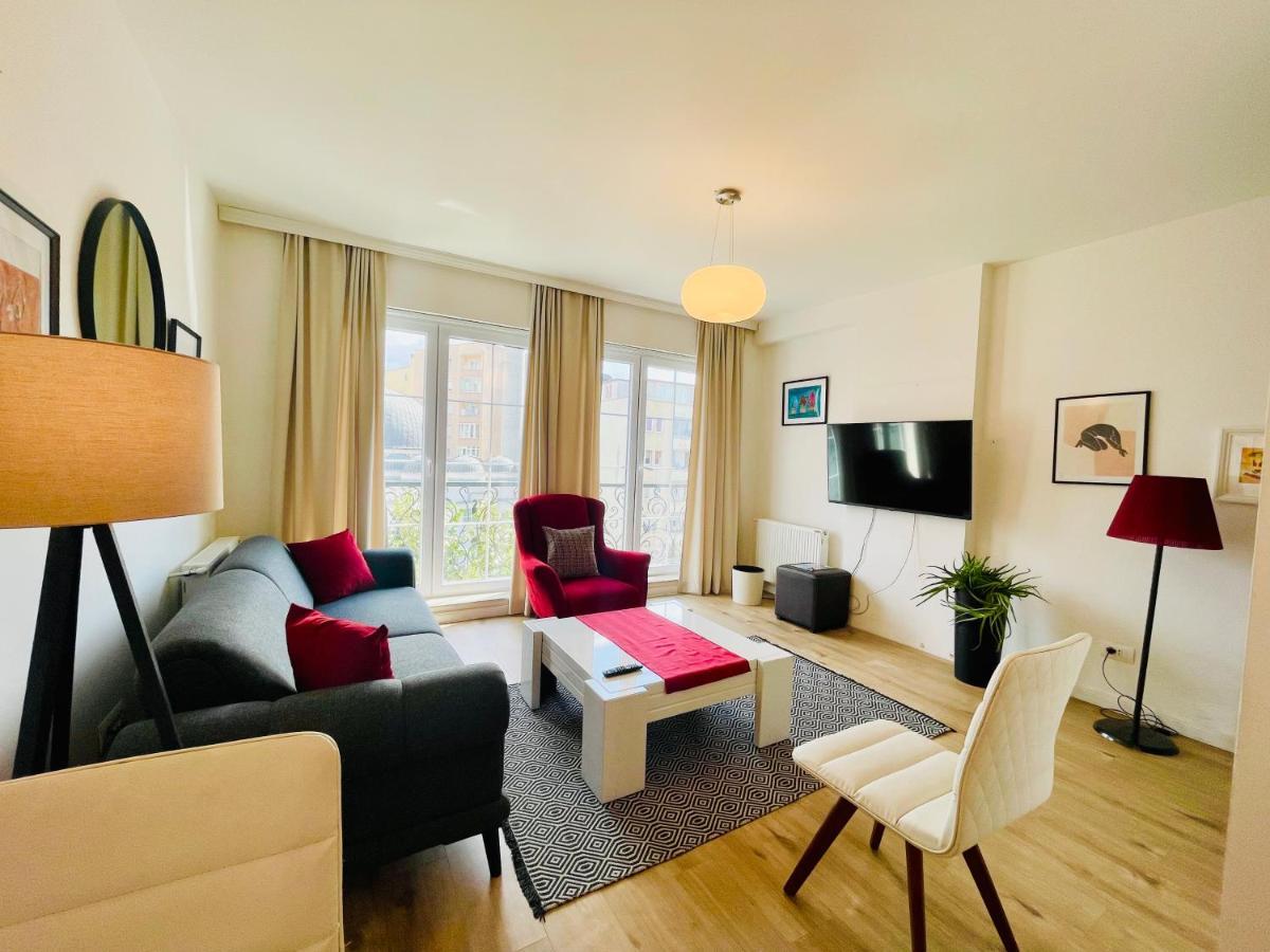 4 Llullat - City Center Apartment Пристина Екстериор снимка